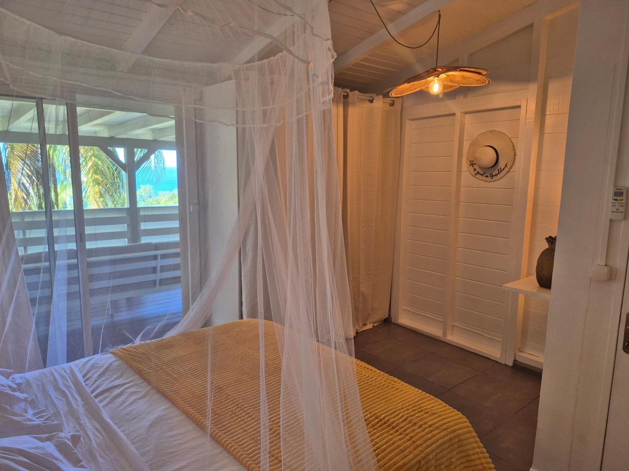 Villa Cannelle, Piscine, Vue Mer Deshaies Luaran gambar